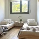 Appartement Lets Holidays With Pool In Quiet Area *