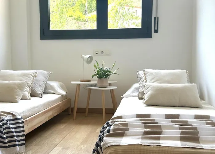 Lets Holidays With Pool In Quiet Area *