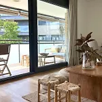 Apartamento Lets Holidays With Pool In Quiet Area
