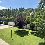 Apartamento Lets Holidays With Pool In Quiet Area