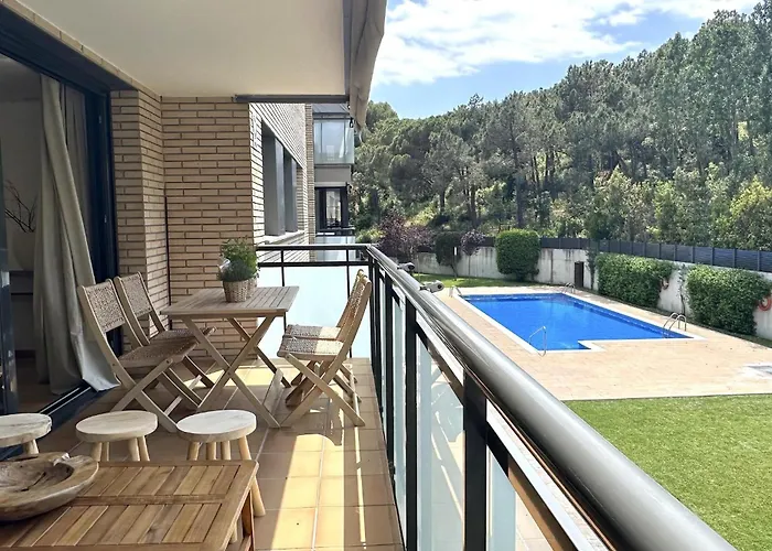 Appartement Lets Holidays With Pool In Quiet Area *